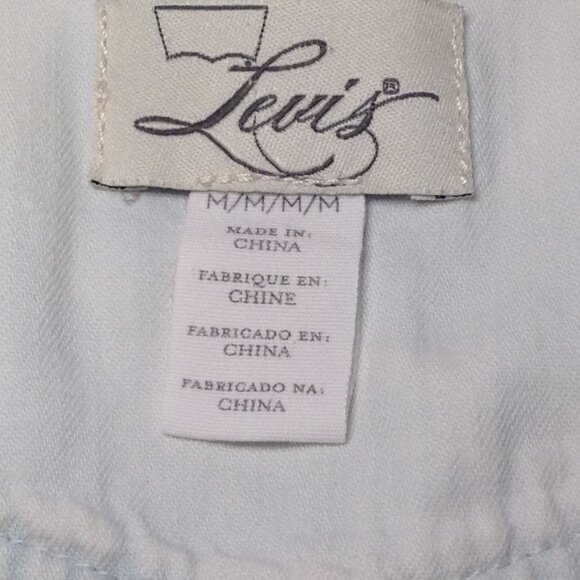 VINTAGE Levi's Ladies M Western wear blouse; 2012, pearl snaps, Cotton, Dude Rch - Picture 5 of 8